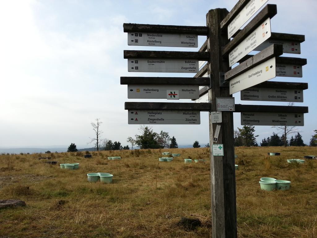 Ferienwohnungen Luge - Winterberg Buitenkant foto